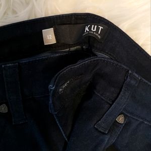 BNWOT Kut from the Klotg skinny dark denim Jean
